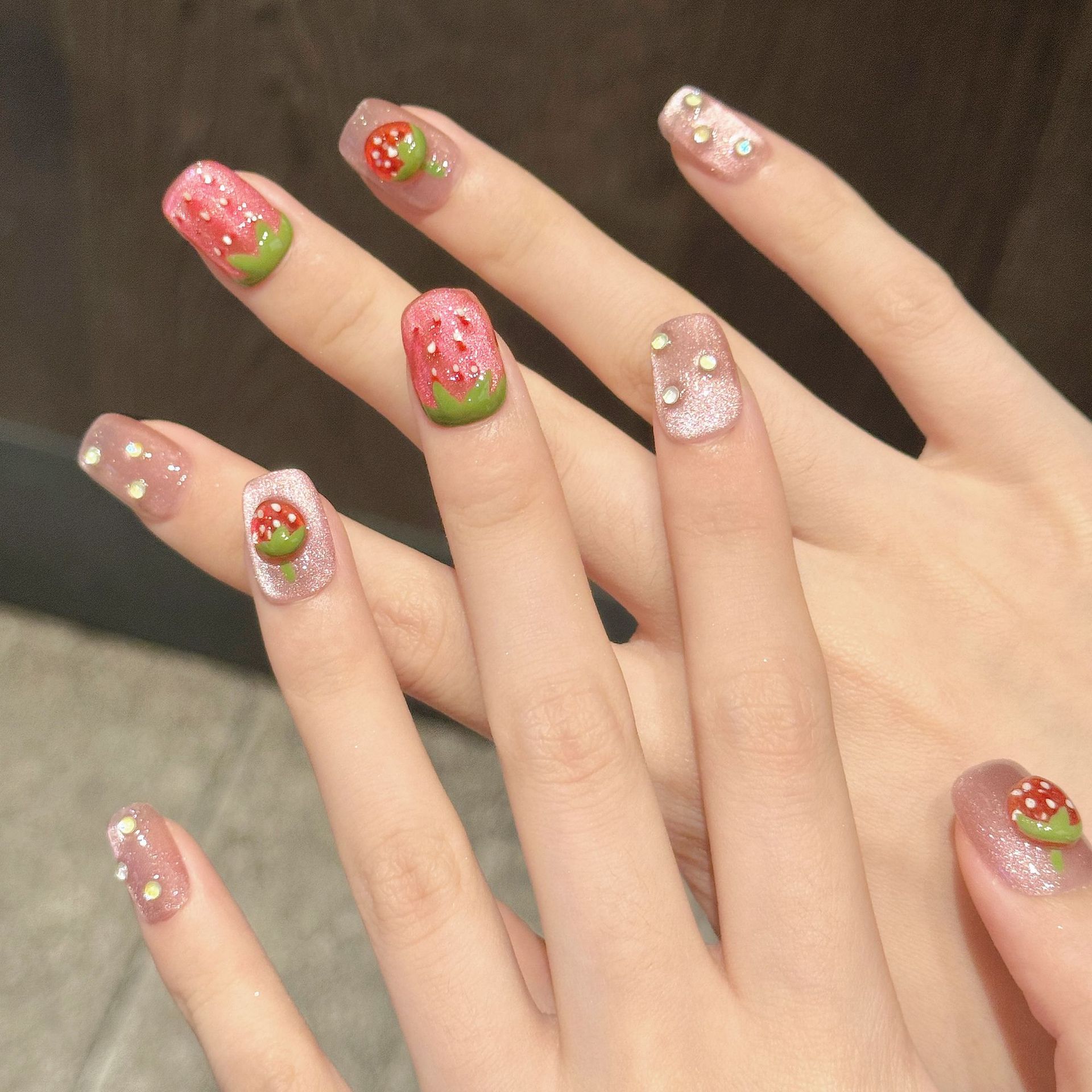 10 adet el yapımı tırnaklar üz - Nail Art Strawberry incelemesi ve fiyatı
